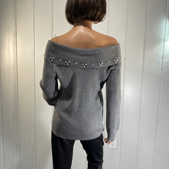 *Lauren Michelle Women’s Grey Off The Shoulder Sweater Sz L - Picture 10 of 13